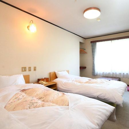 Ikemoto Hotel Nozawaonsen Bagian luar foto