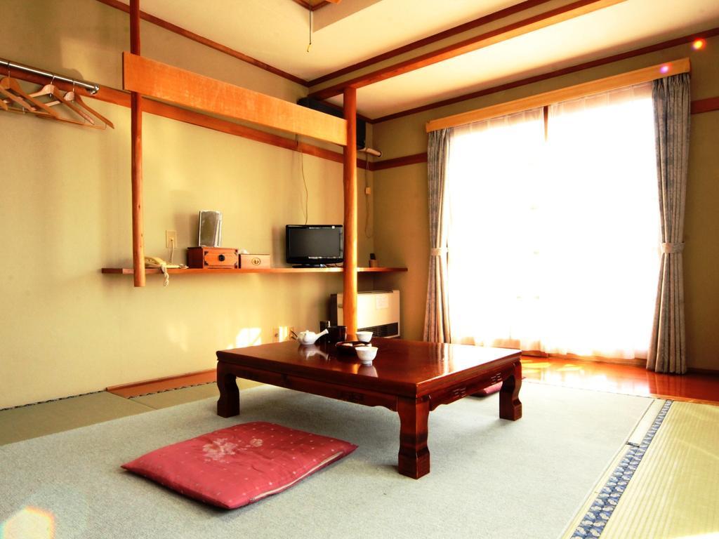 Ikemoto Hotel Nozawaonsen Bagian luar foto