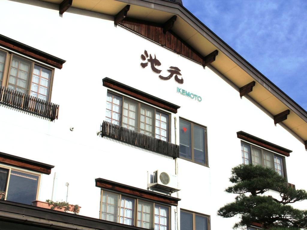 Ikemoto Hotel Nozawaonsen Bagian luar foto